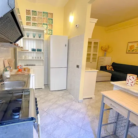 Appartement Maria Teresa Ii - Refined Living With Excellent Links - Via Alessandria *