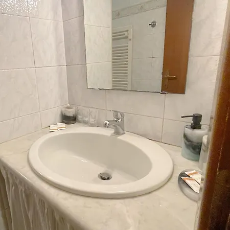 Maria Teresa Ii - Refined Living With Excellent Links - Via Alessandria - Quartiere Trieste Appartamento Roma